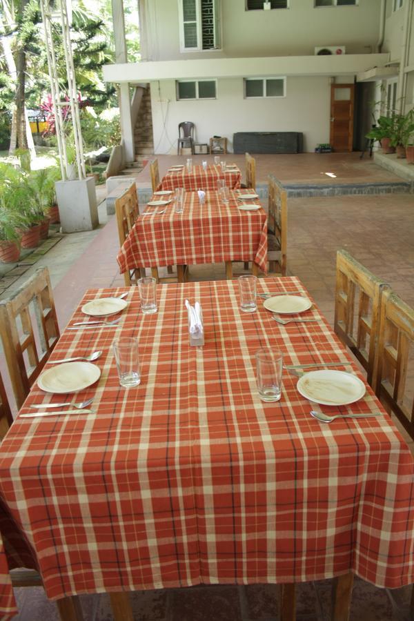Raja Hotel קובאלאם מראה חיצוני תמונה