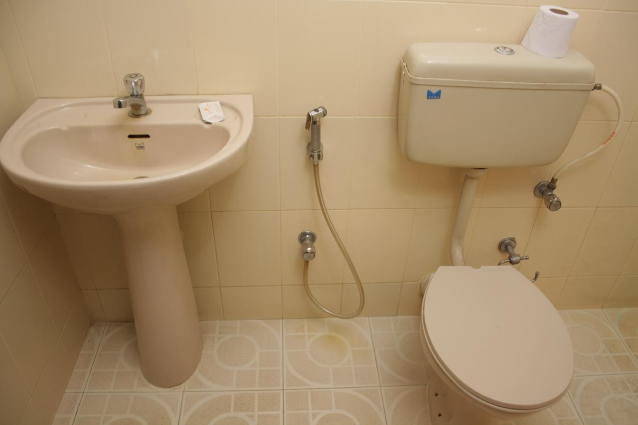 Raja Hotel קובאלאם מראה חיצוני תמונה