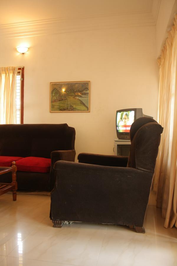 Raja Hotel קובאלאם מראה חיצוני תמונה